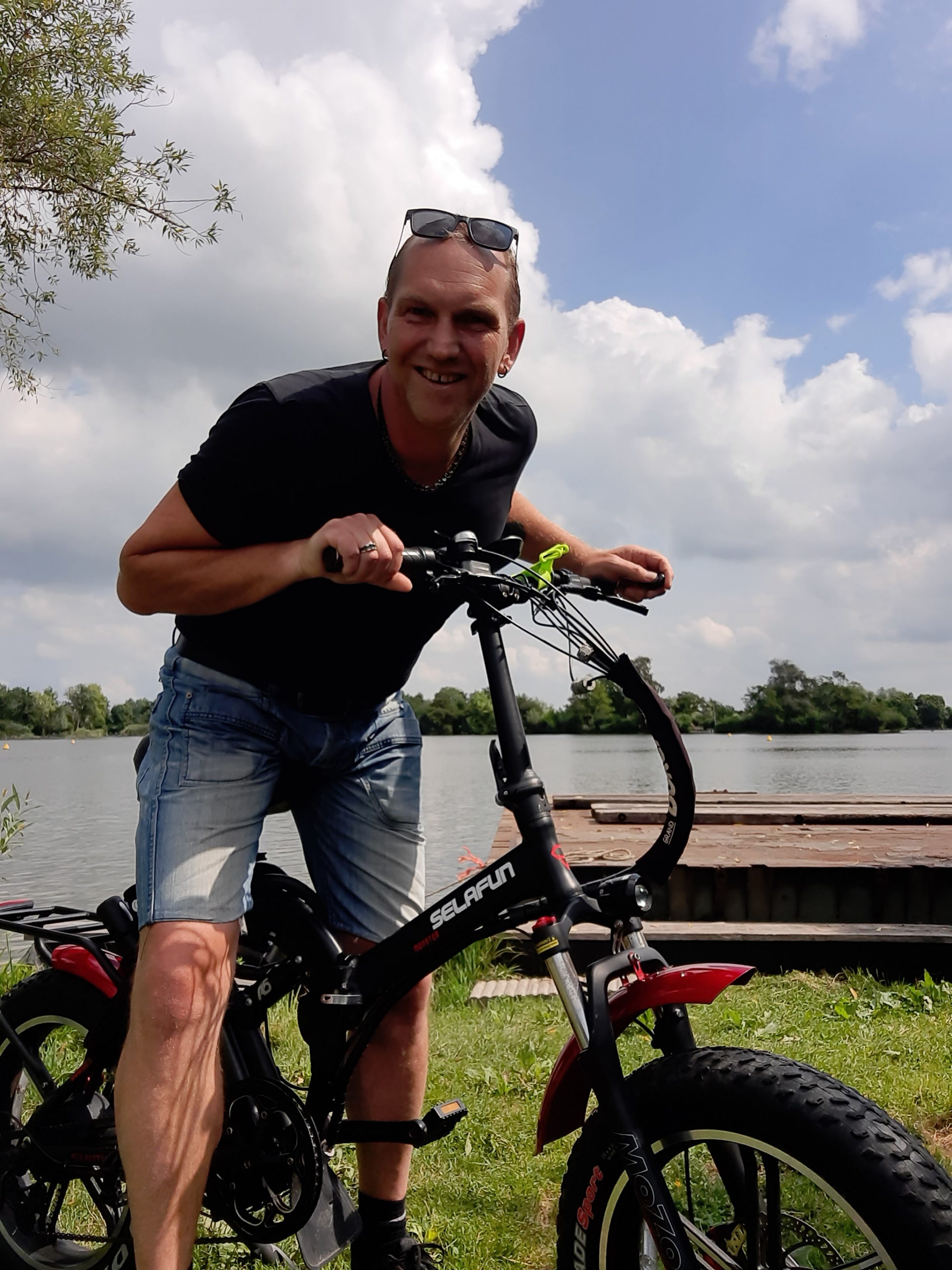 Colin op zijn Fatbike - Reeuwijkse plassen augustus 2022